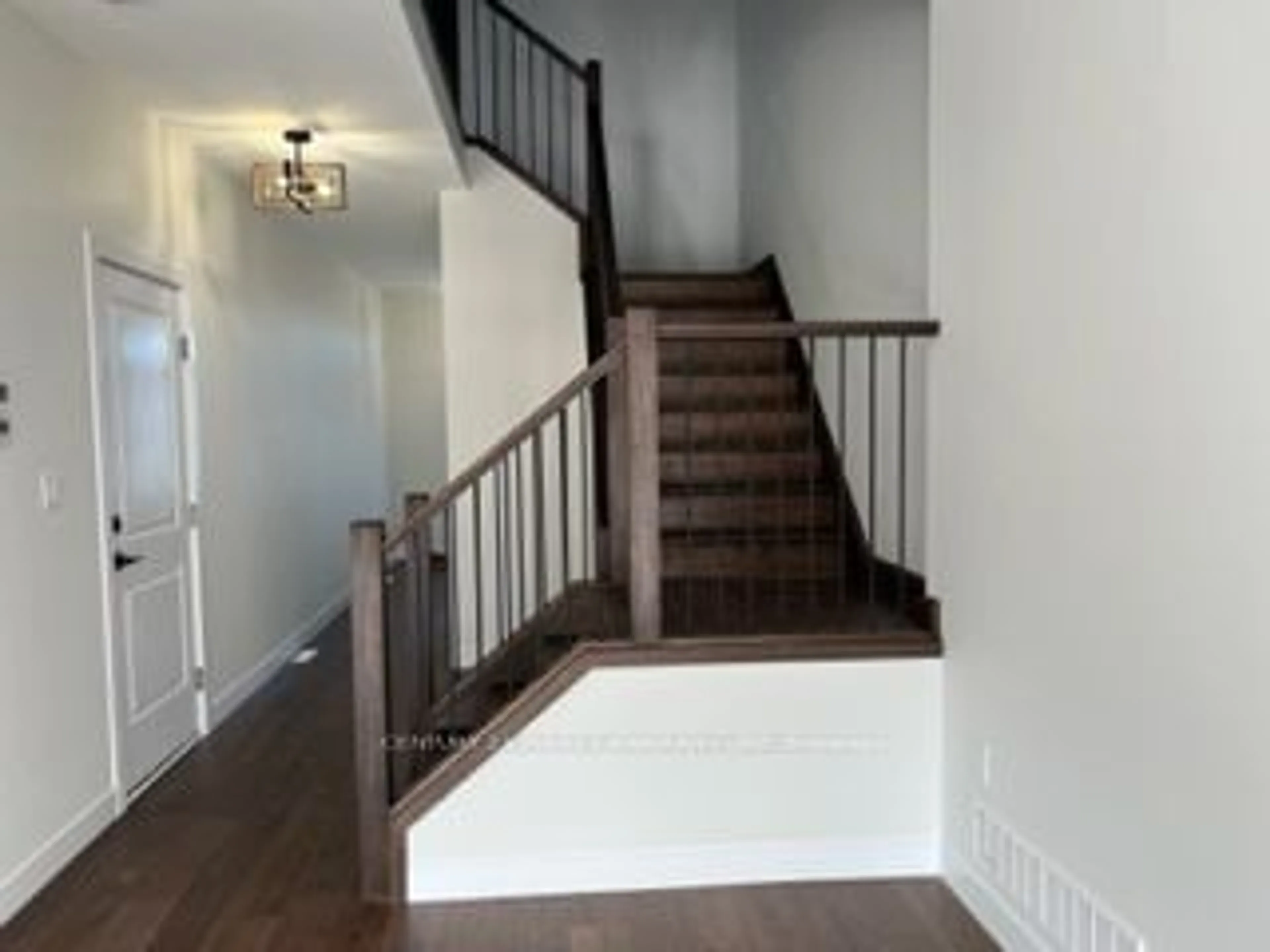 Unknown for 140 Doan Dr, Middlesex Centre Ontario N0L 1R0