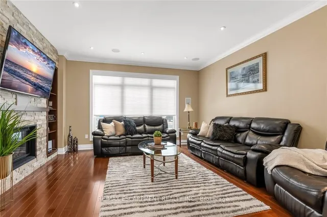 Additional property image - 1705 Upper Wellington St