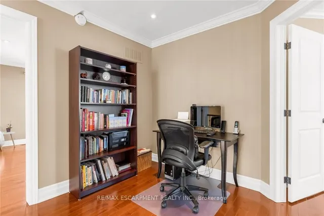 Additional property image - 1705 Upper Wellington St