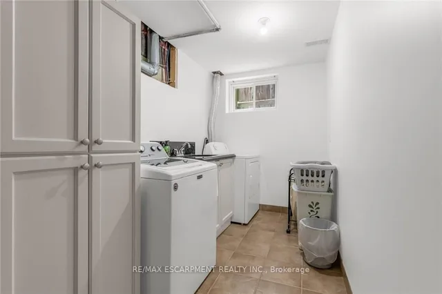 Additional property image - 1705 Upper Wellington St