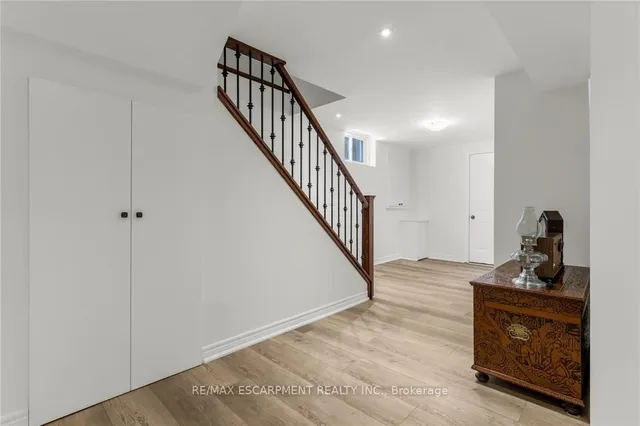 Additional property image - 1705 Upper Wellington St