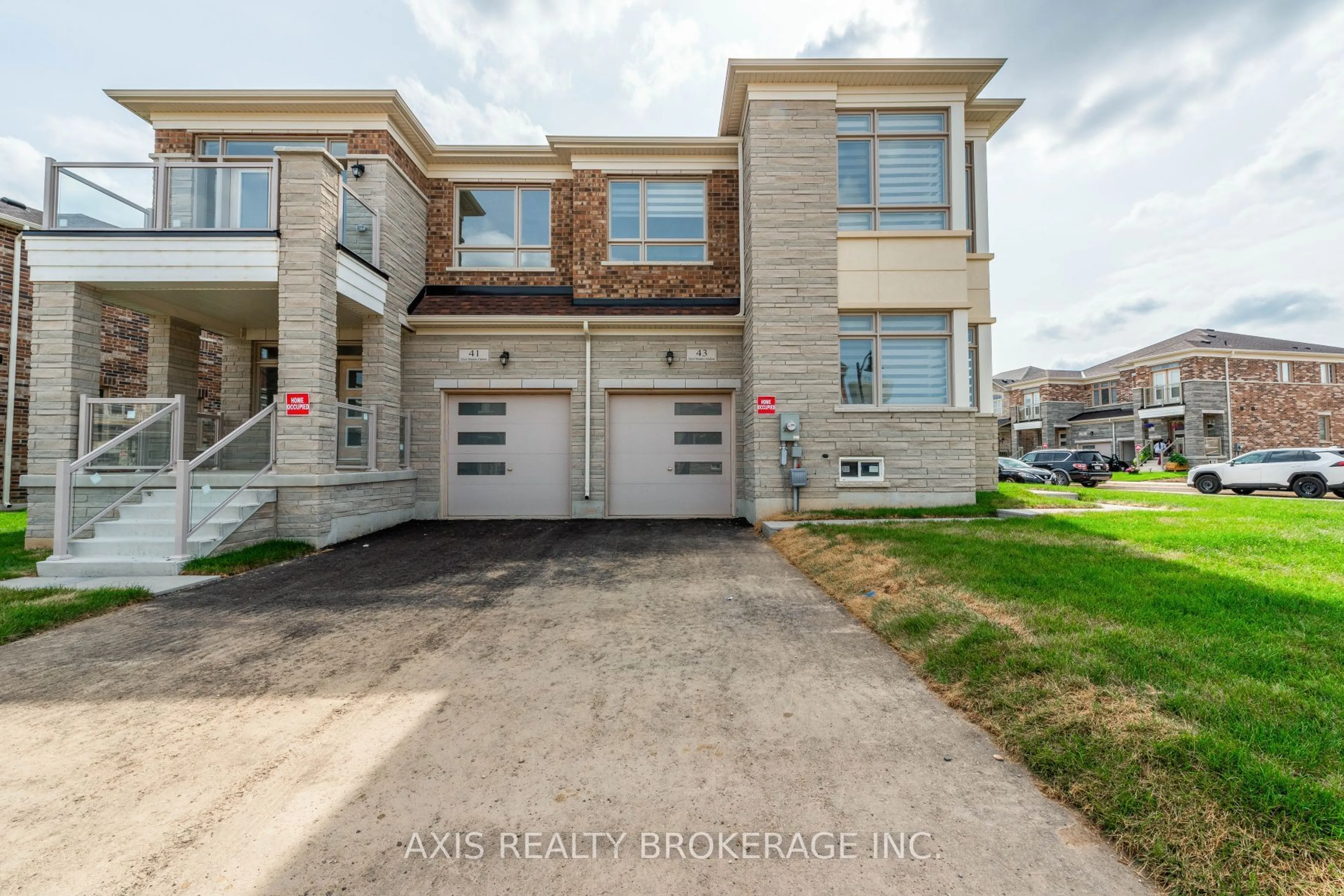 Unknown for 43 Silver Meadow Gdns, Hamilton Ontario L8B 1Z4