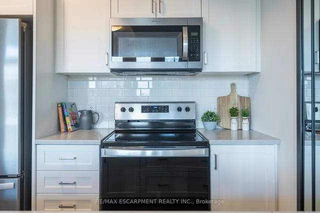 Additional property image - 2620 Binbrook Rd Unit 208