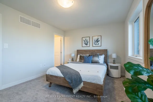 Additional property image - 2620 Binbrook Rd Unit 208