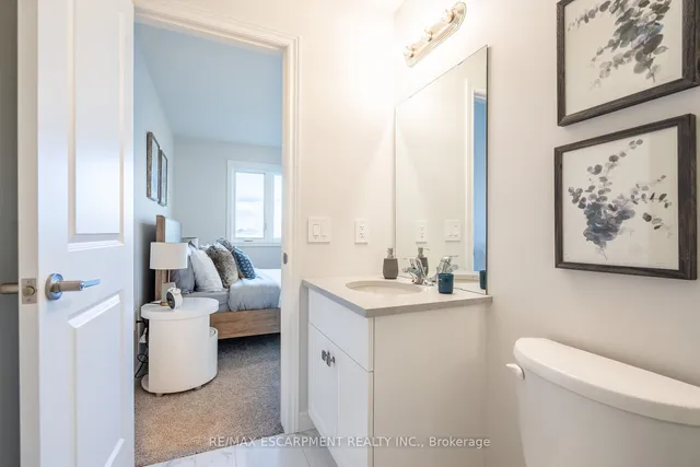 Additional property image - 2620 Binbrook Rd Unit 208