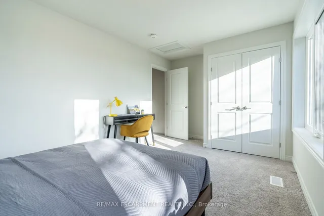Additional property image - 2620 Binbrook Rd Unit 208