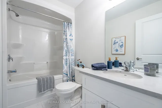 Additional property image - 2620 Binbrook Rd Unit 208