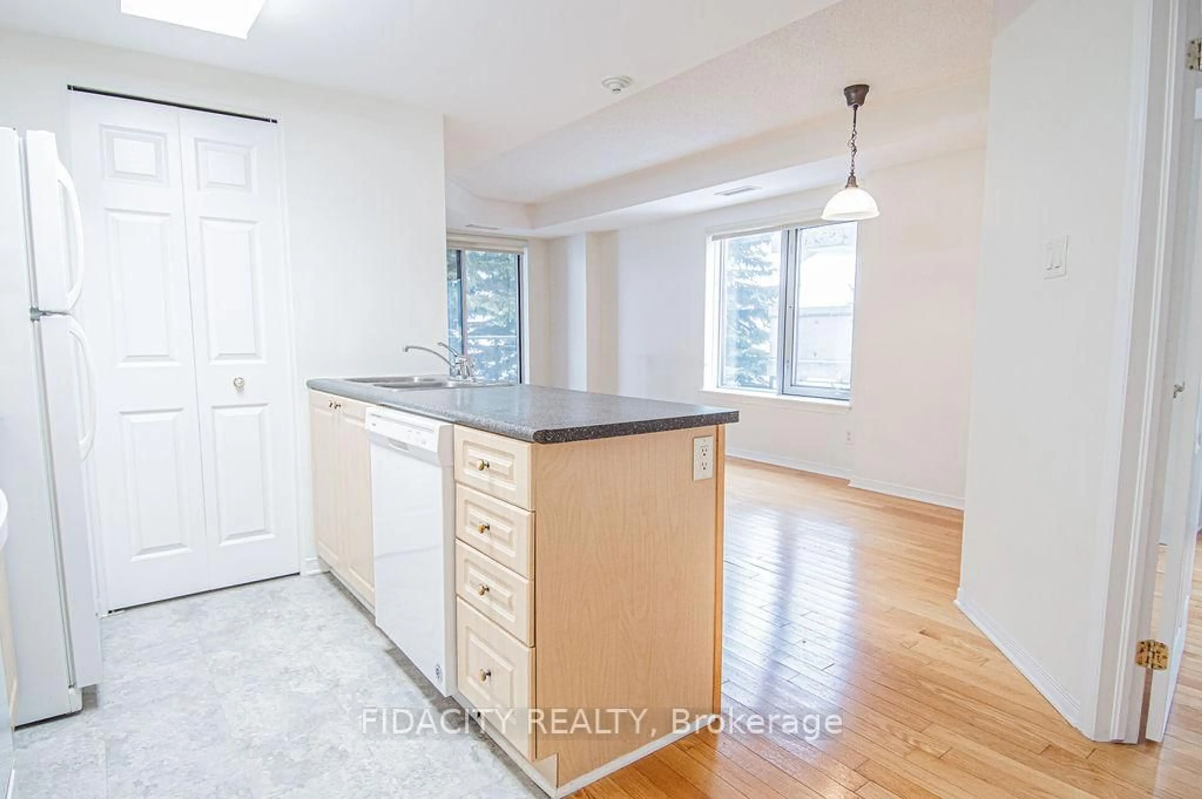 Open concept kitchen, unknown for 310 Central Park Dr #2F, Carlington - Central Park Ontario K2C 4G4