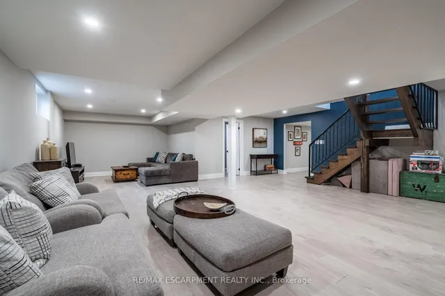 Additional property image - 81 Flanders Dr