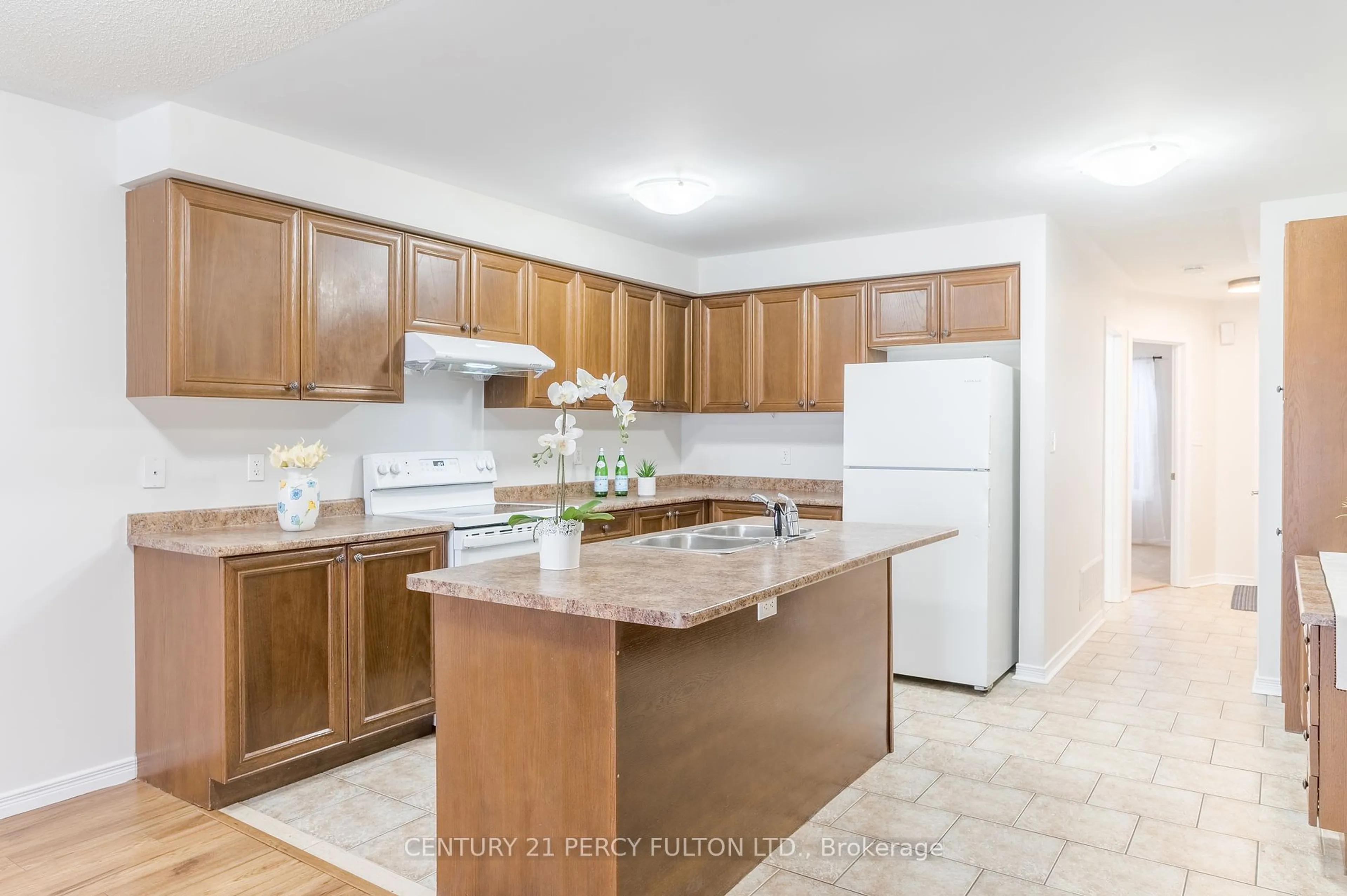 Standard kitchen, unknown for 223 Cowling Hts, Peterborough Ontario K9K 0B2