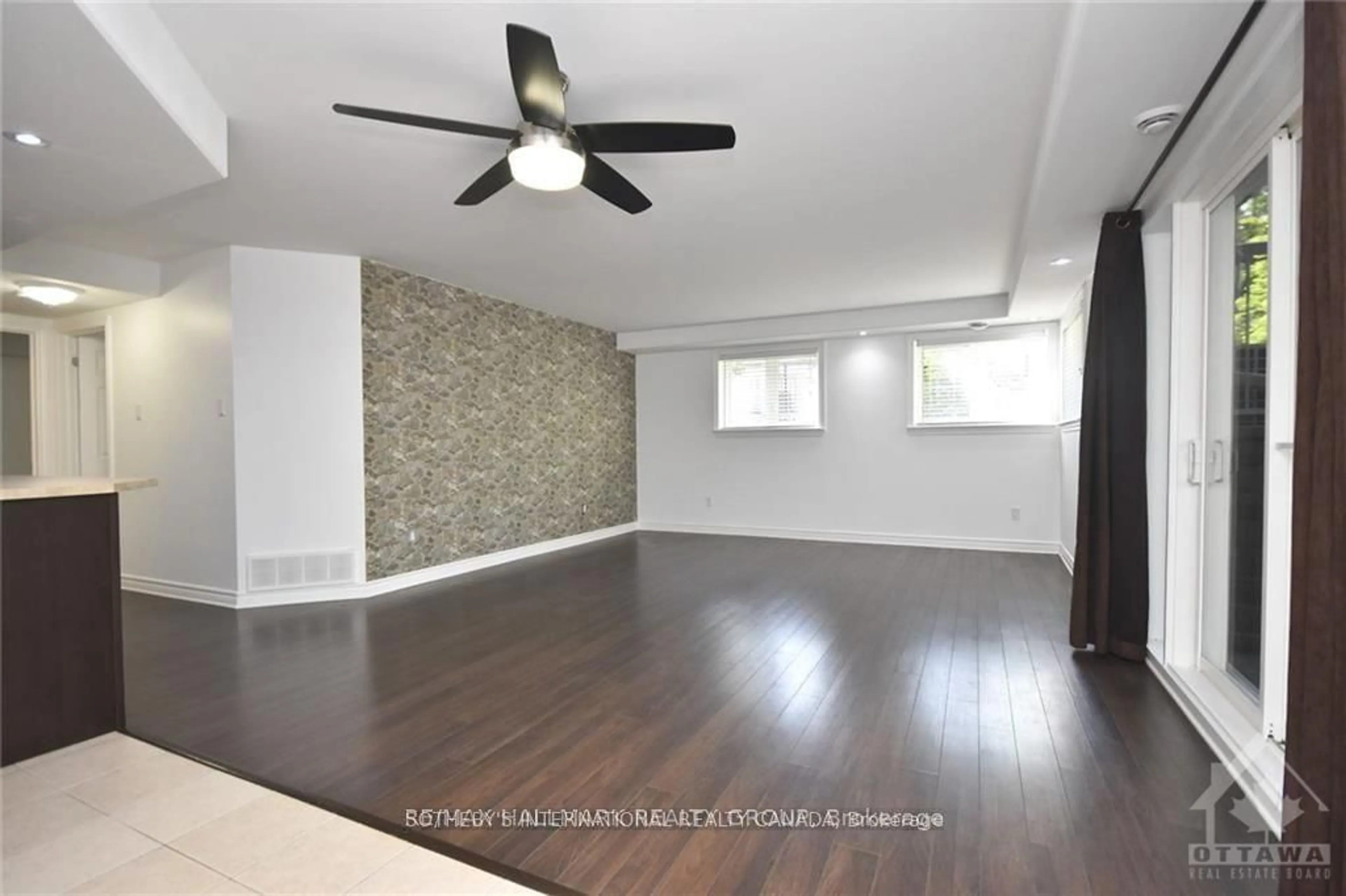 A pic of a room for 1238 Marenger St #18, Ottawa Ontario K1C 1S2