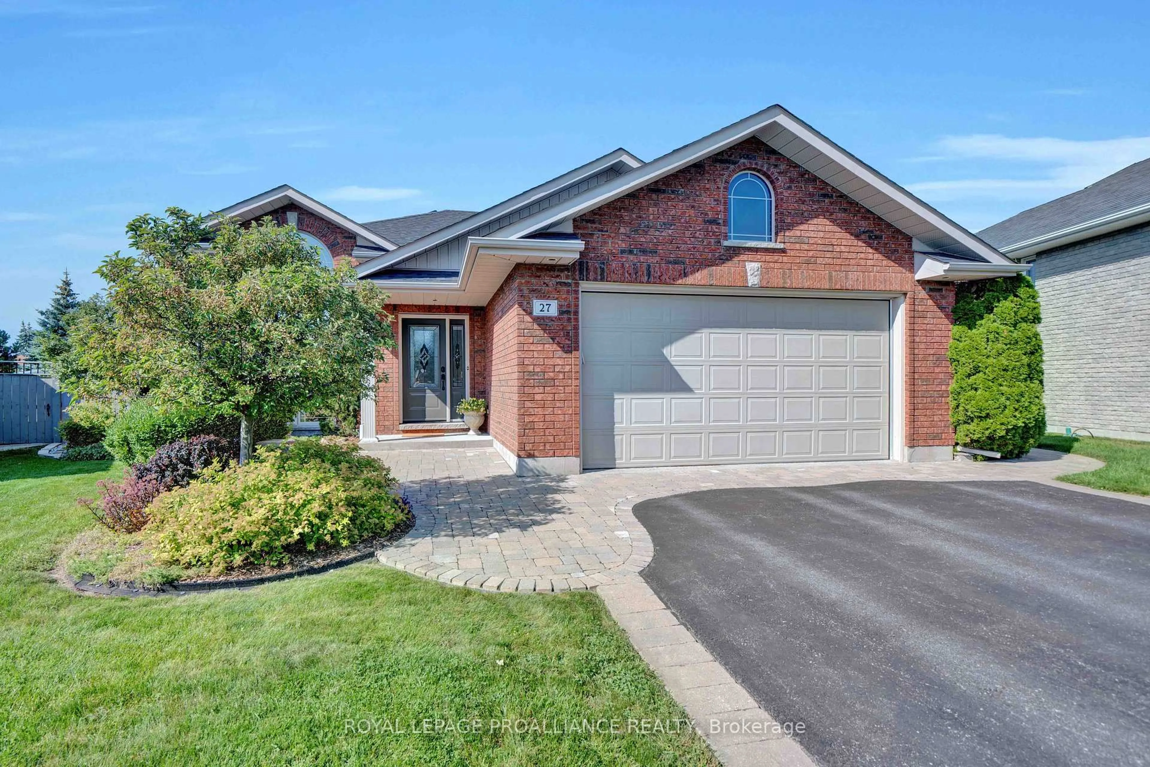 Home with brick exterior material, street for 27 Boyce Crt, Belleville Ontario K8P 5P1