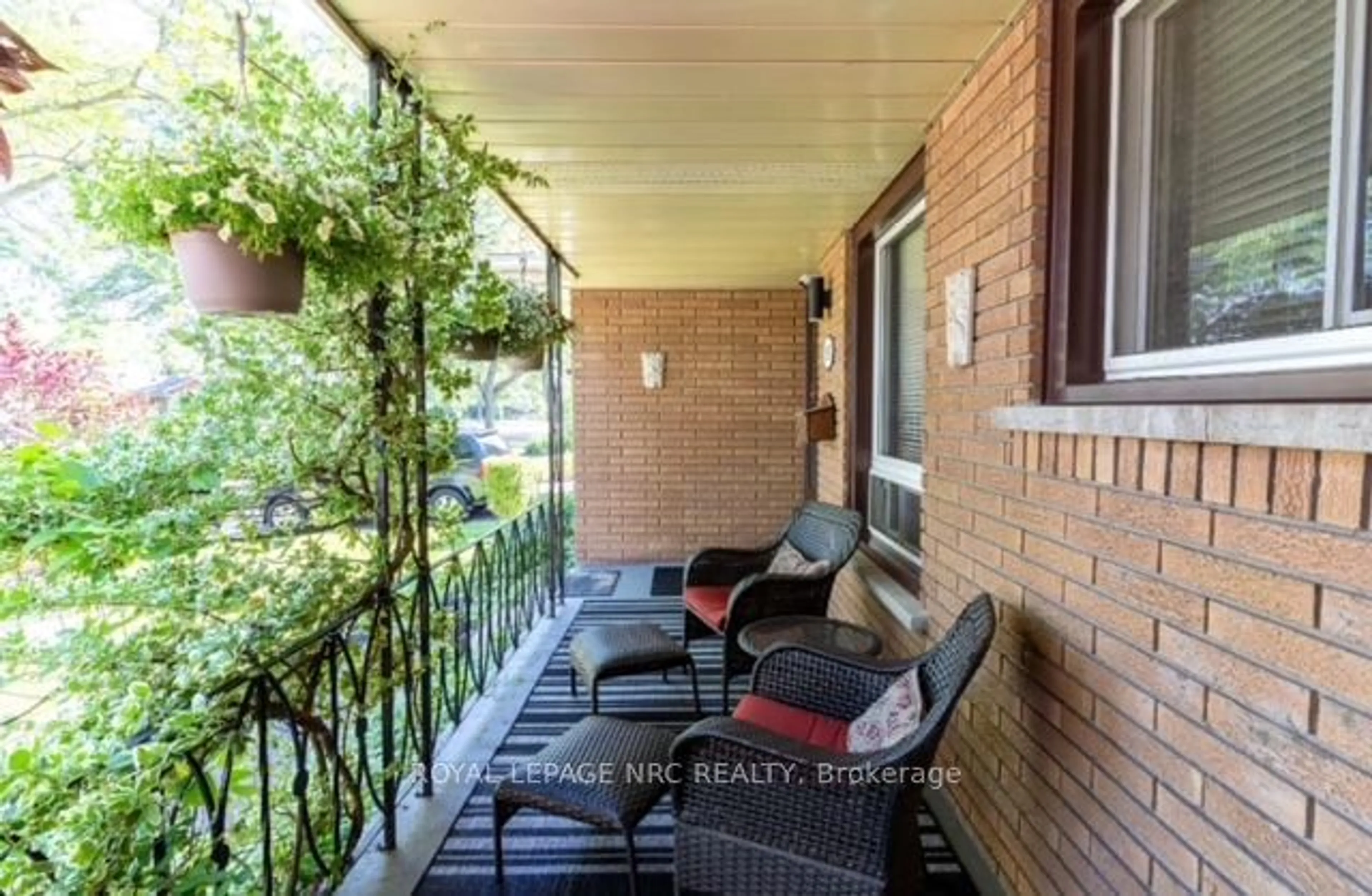 Patio, street for 3190 CATTELL Dr, Niagara Falls Ontario L2G 6M9