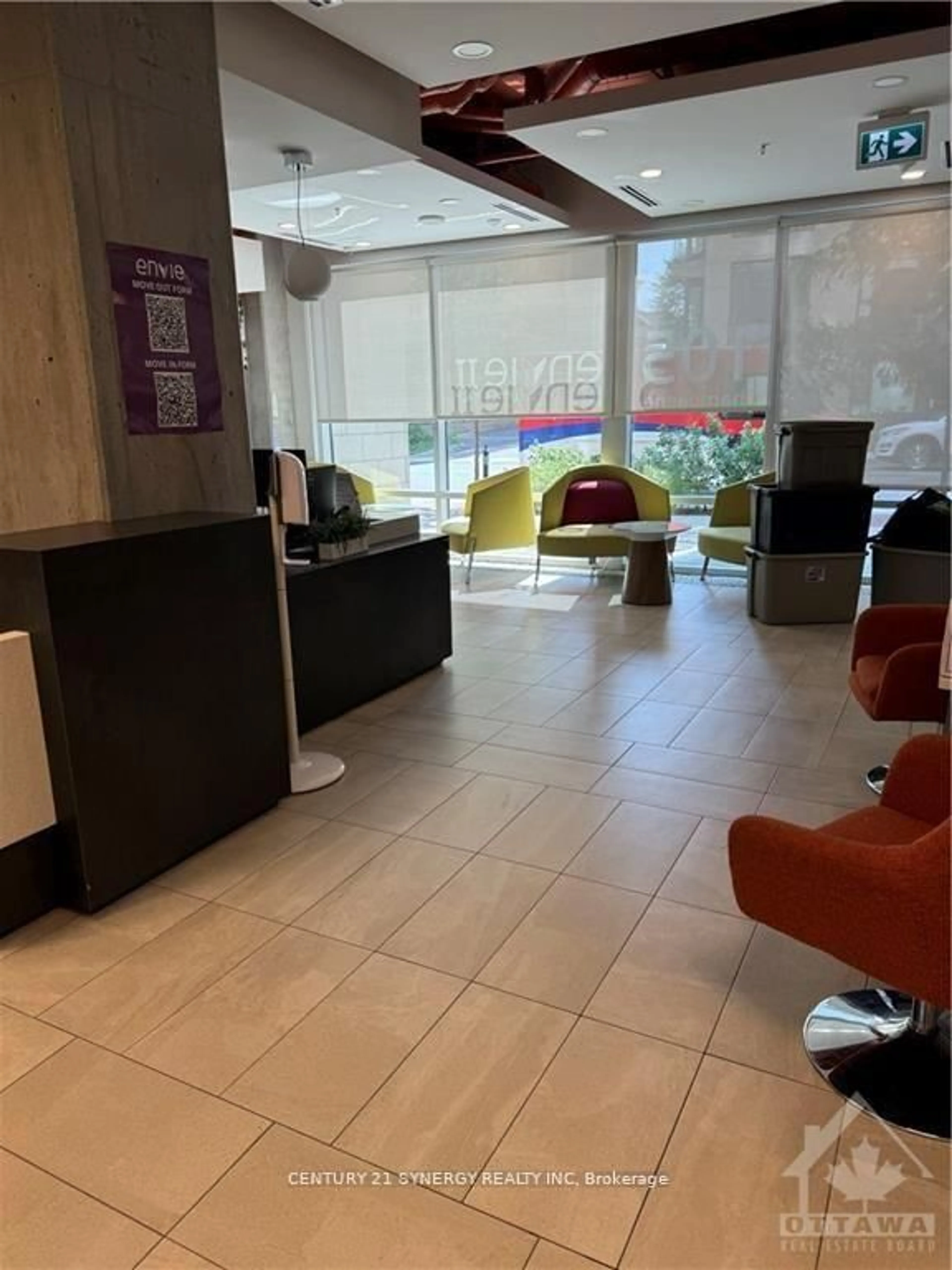 Lobby for 105 Champagne St #1511, Dows Lake - Civic Hospital and Area Ontario K1S 5E5