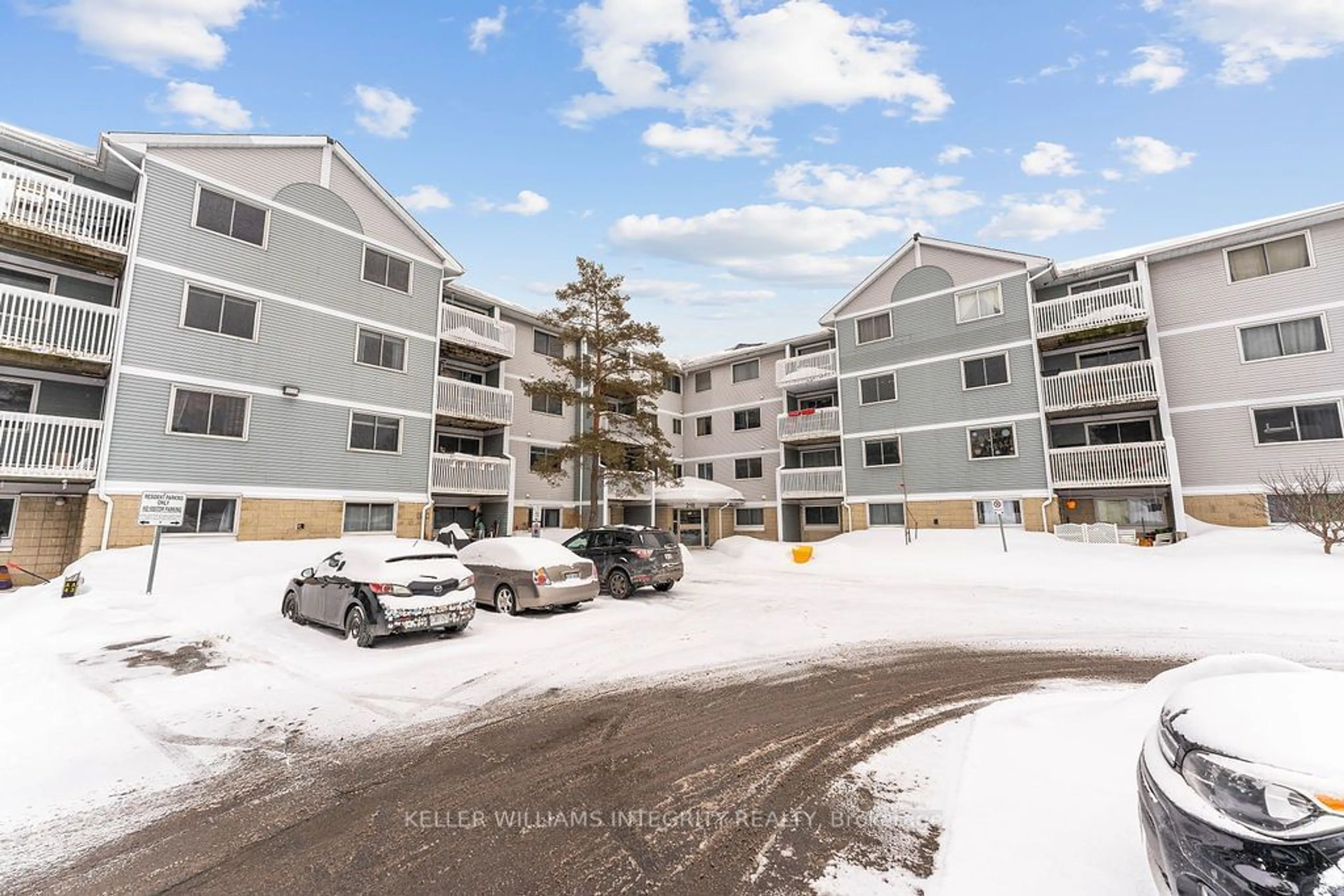 Unknown for 218 Viewmount Dr #318, Cityview - Parkwoods Hills - Rideau Shore Ontario K2E 7X5