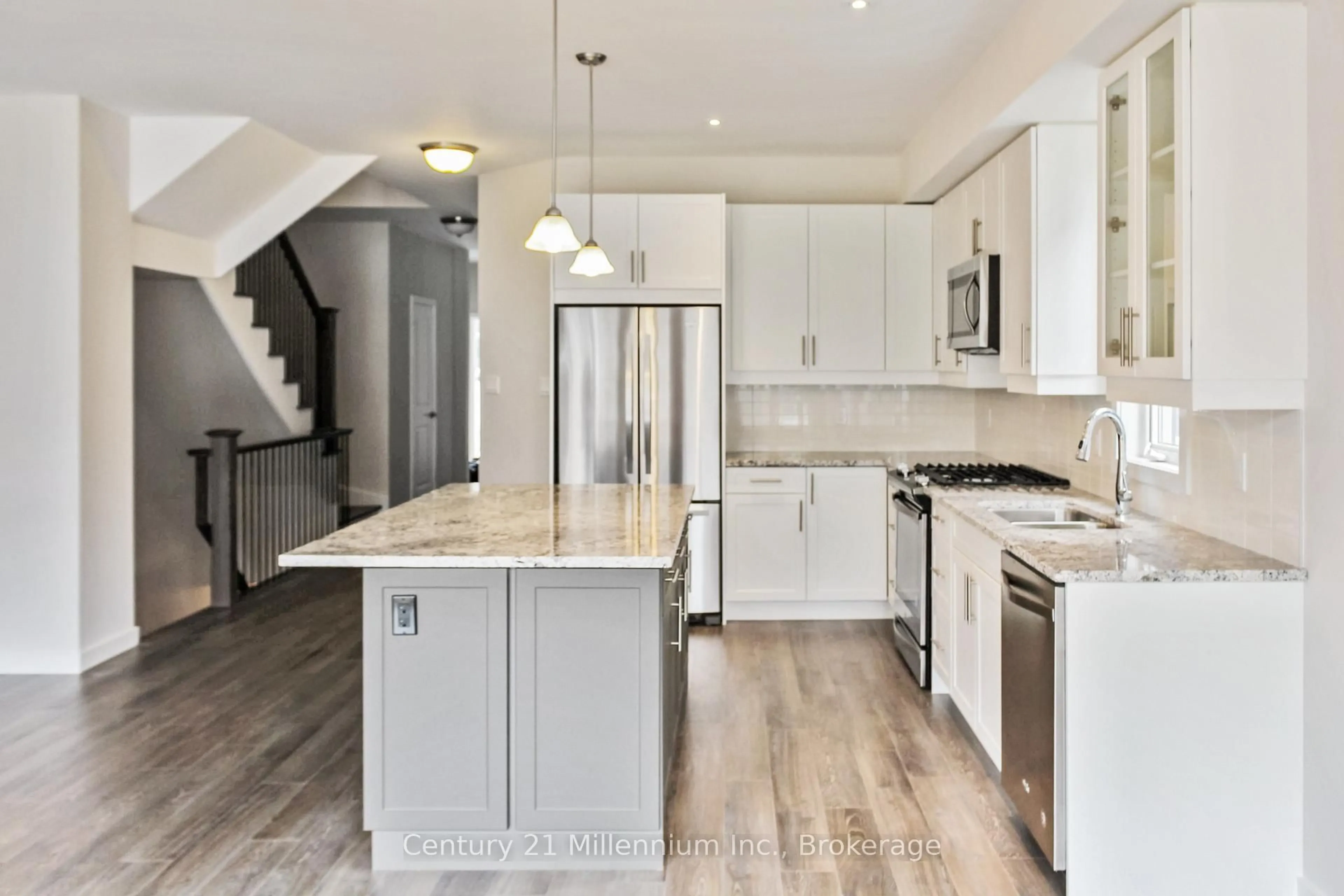 Open concept kitchen, unknown for 359 YELLOW BIRCH Cres, Blue Mountains Ontario L9Y 0Y5