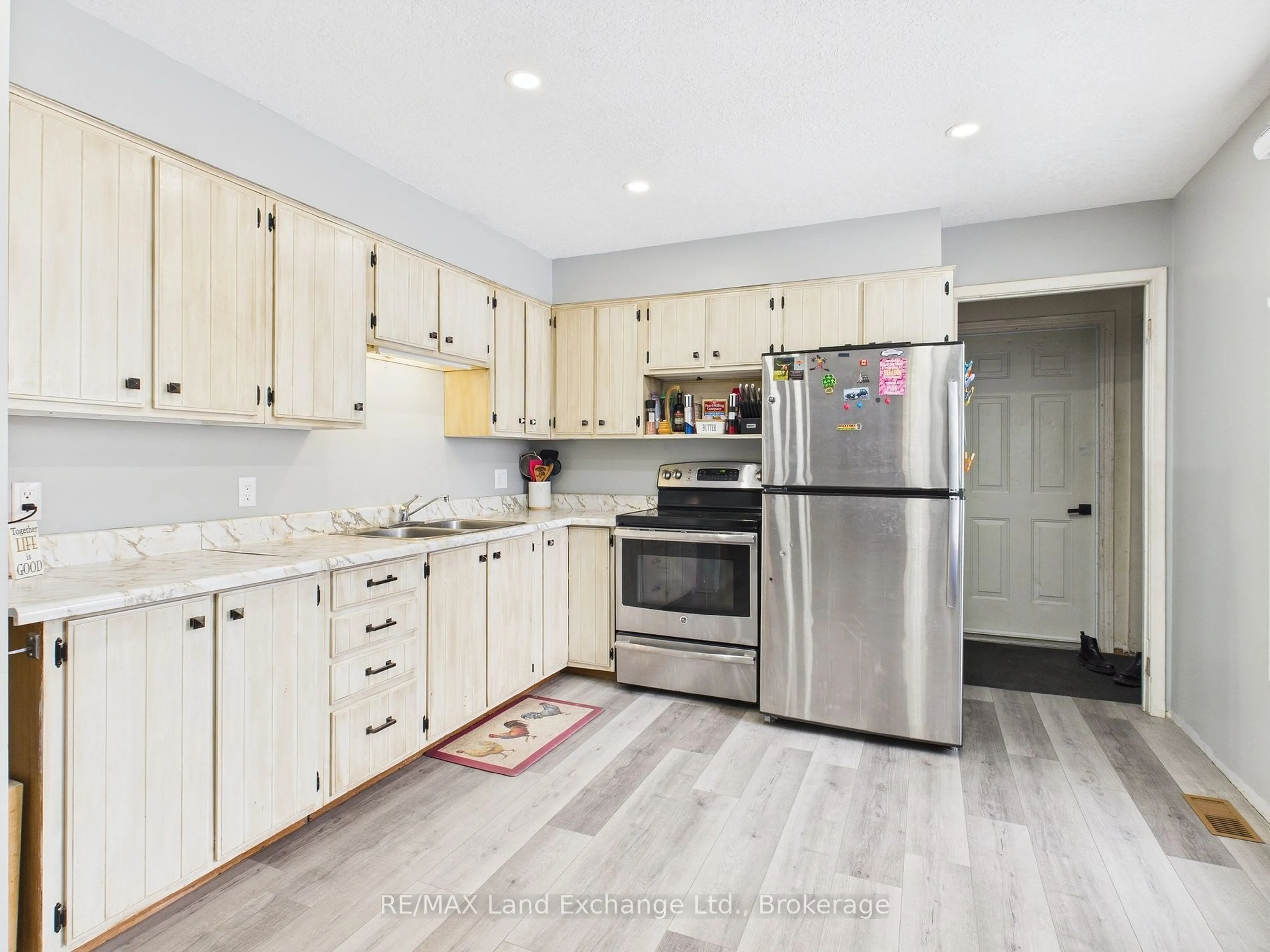 Open concept kitchen, unknown for 58 Albert St, Ashfield-Colborne-Wawanosh Ontario N0M 1R0