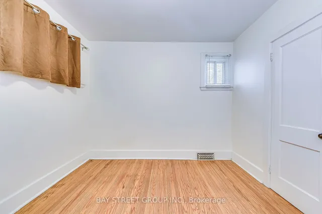 Additional property image - 150 Crosthwaite Ave