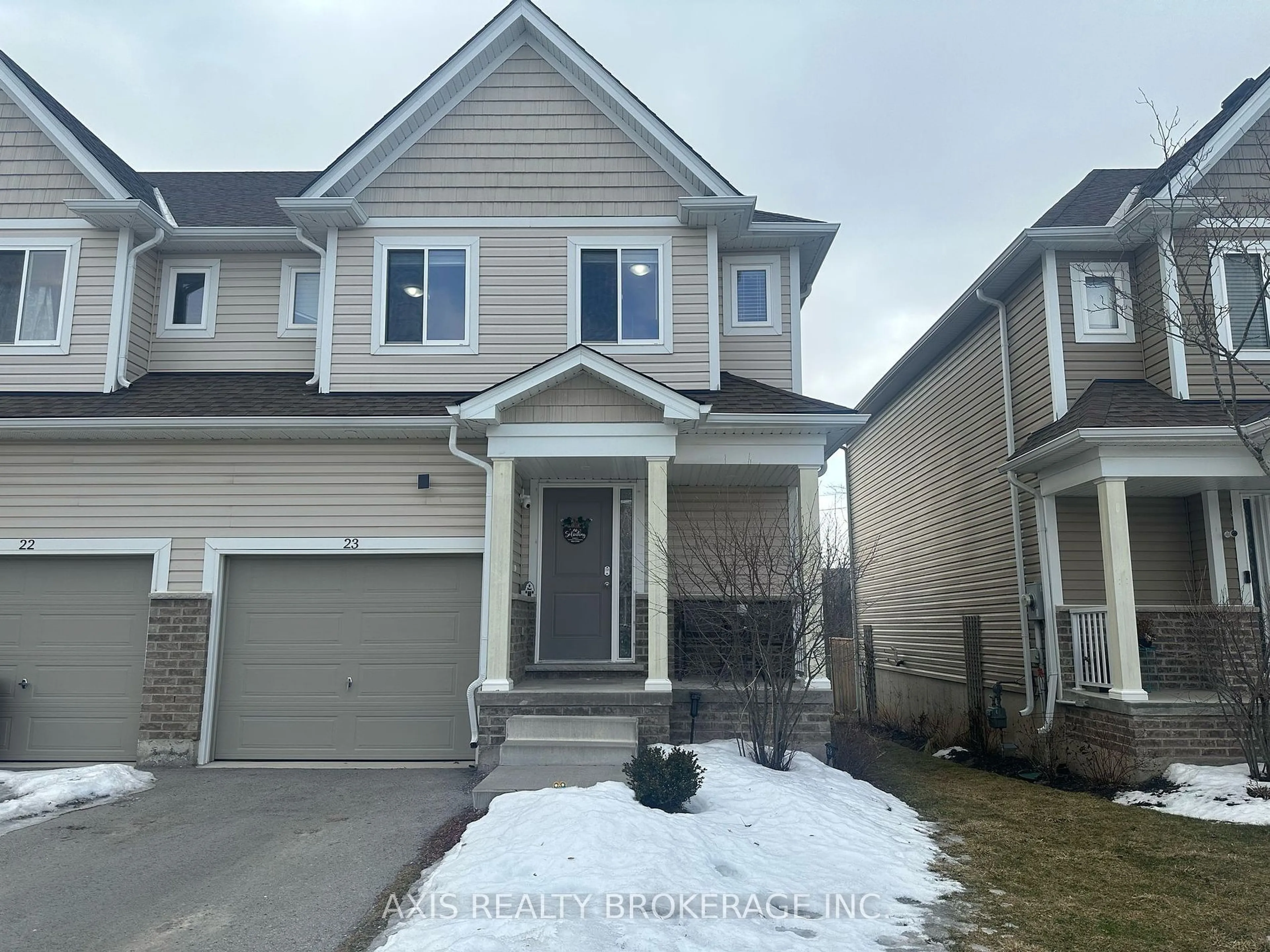 Home with vinyl exterior material, street for 60 Canterbury Dr #23, St. Catharines Ontario L2P 3M8