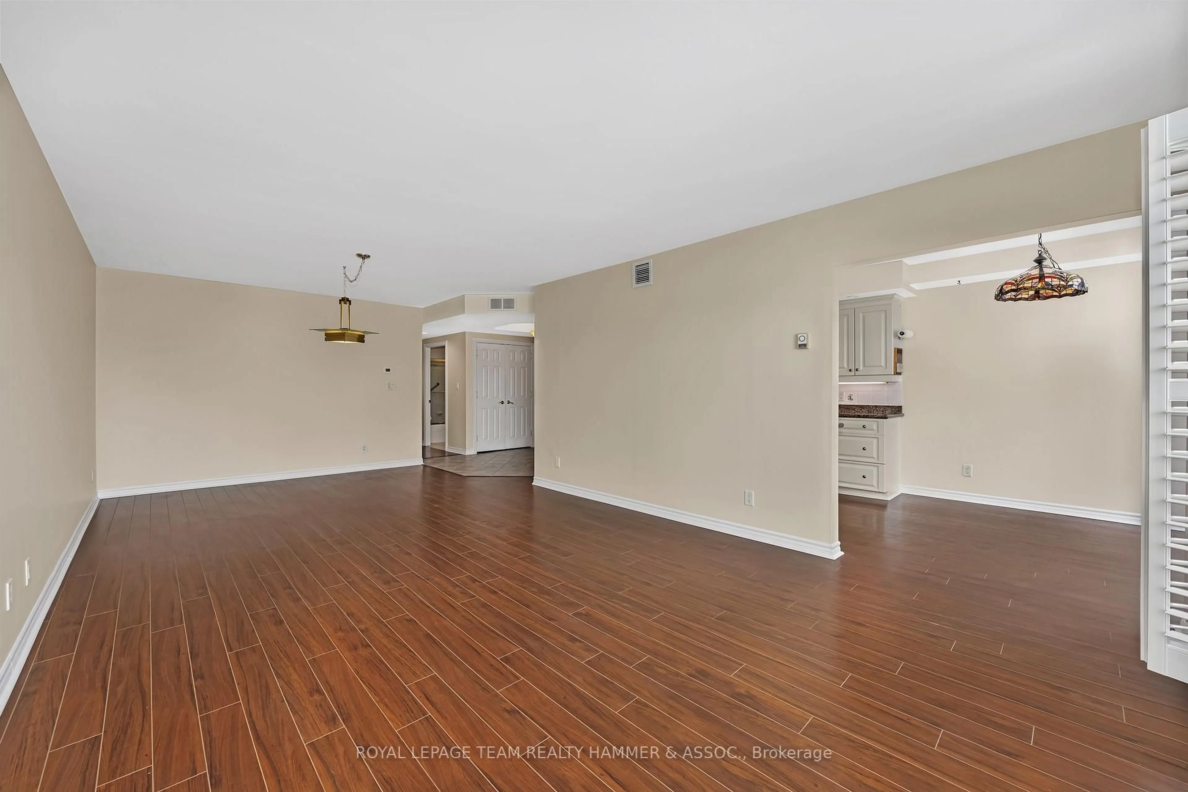 A pic of a room for 111 Robson Crt #1B, Kanata Ontario K2K 2W1