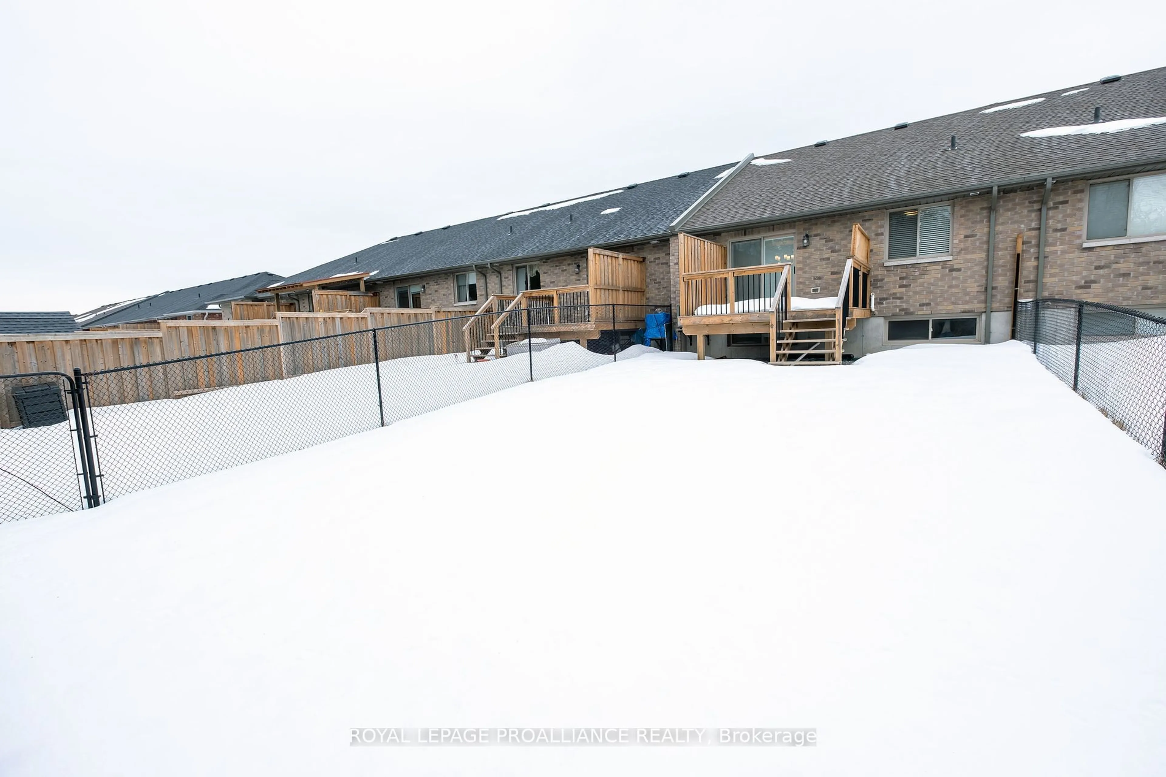 A pic from outside/outdoor area/front of a property/back of a property/a pic from drone, mountain view for 7 Hillside Meadows Dr, Quinte West Ontario K8V 0J5