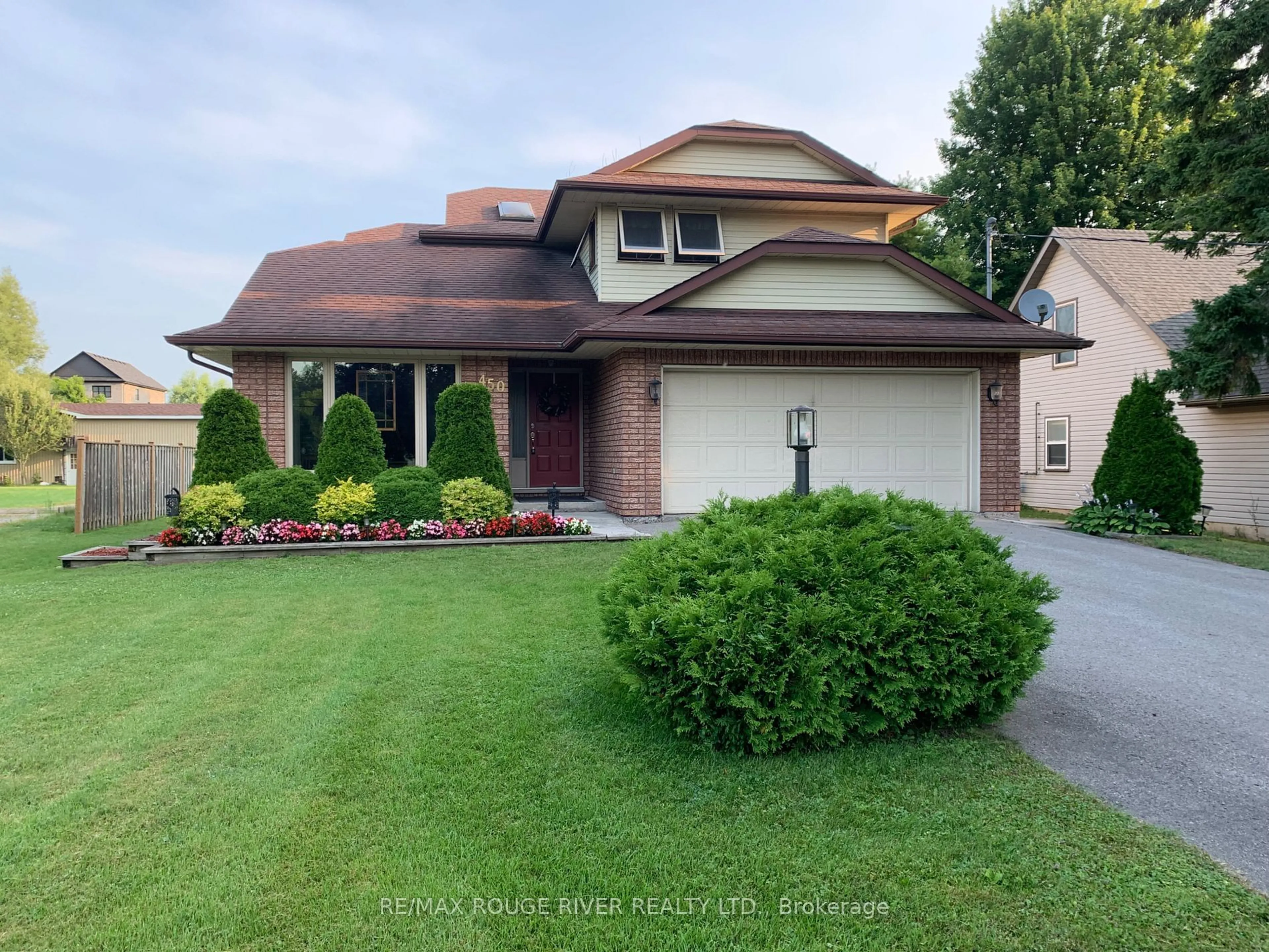 Home with brick exterior material, street for 450 King St, Cobourg Ontario K9A 1M6