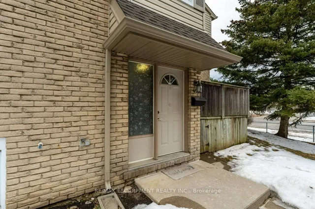 Additional property image - 1300 Upper Ottawa St Unit 49