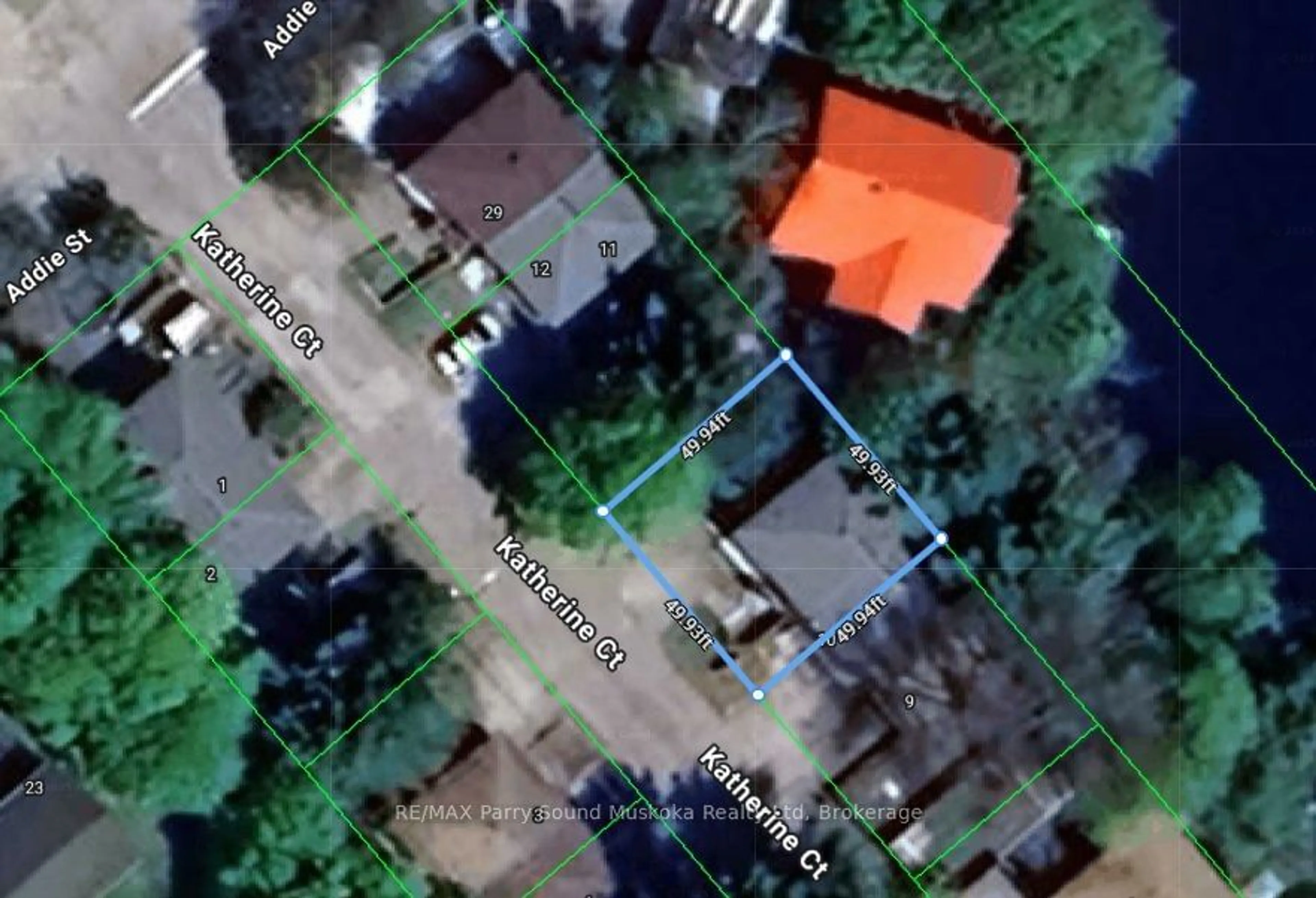 A pic from outside/outdoor area/front of a property/back of a property/a pic from drone, street for 10 KATHERINE Crt, Parry Sound Ontario P2A 2Y8