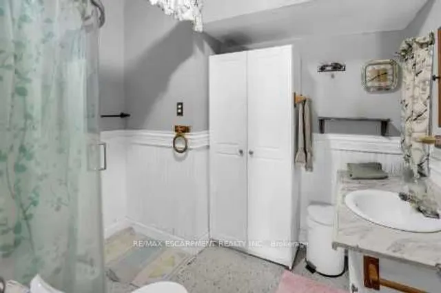 Additional property image - 1047 Ridge Rd