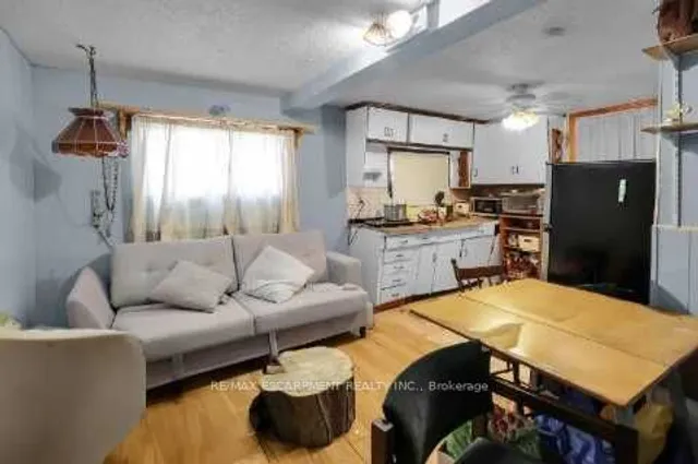 Additional property image - 1047 Ridge Rd