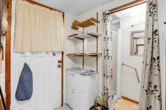 Additional property image - 1047 Ridge Rd