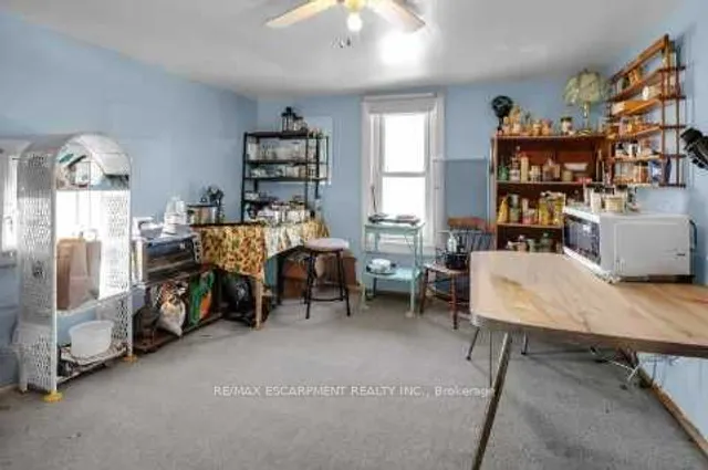 Additional property image - 1047 Ridge Rd