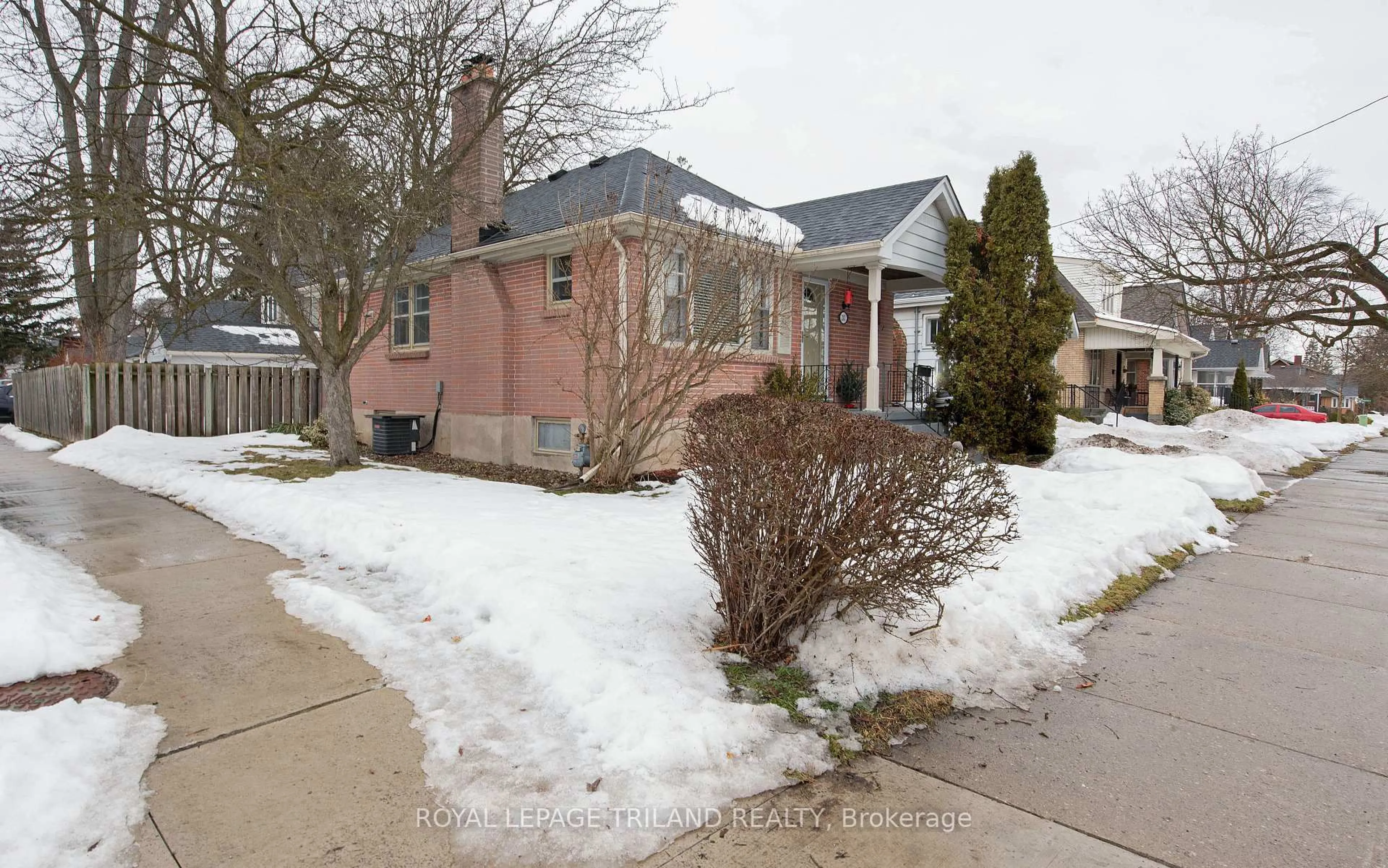 Unknown for 243 Edward St, London Ontario N6C 3J5