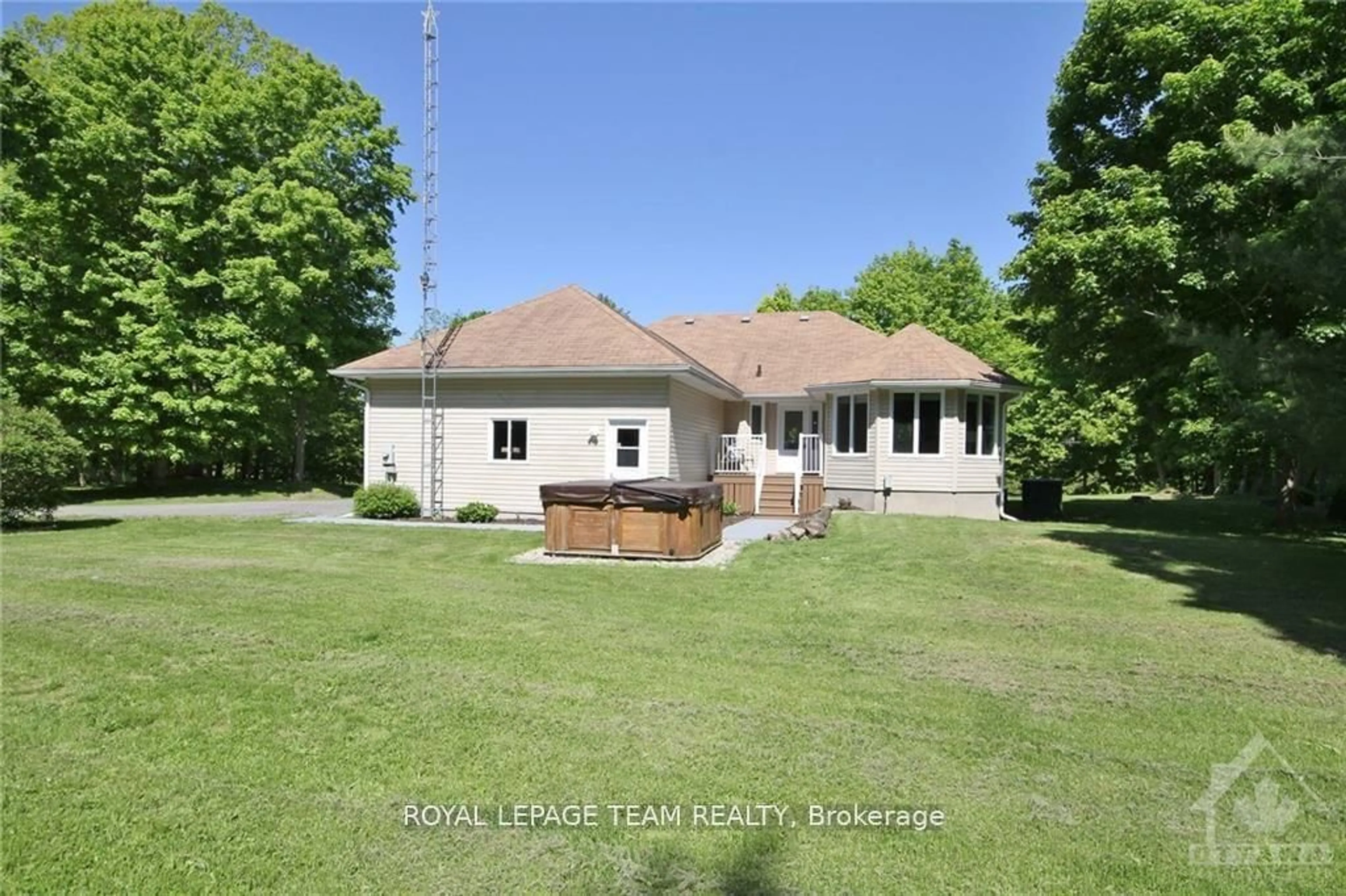 A pic from outside/outdoor area/front of a property/back of a property/a pic from drone, unknown for 988 River Rd, North Grenville Ontario K0G 1J0