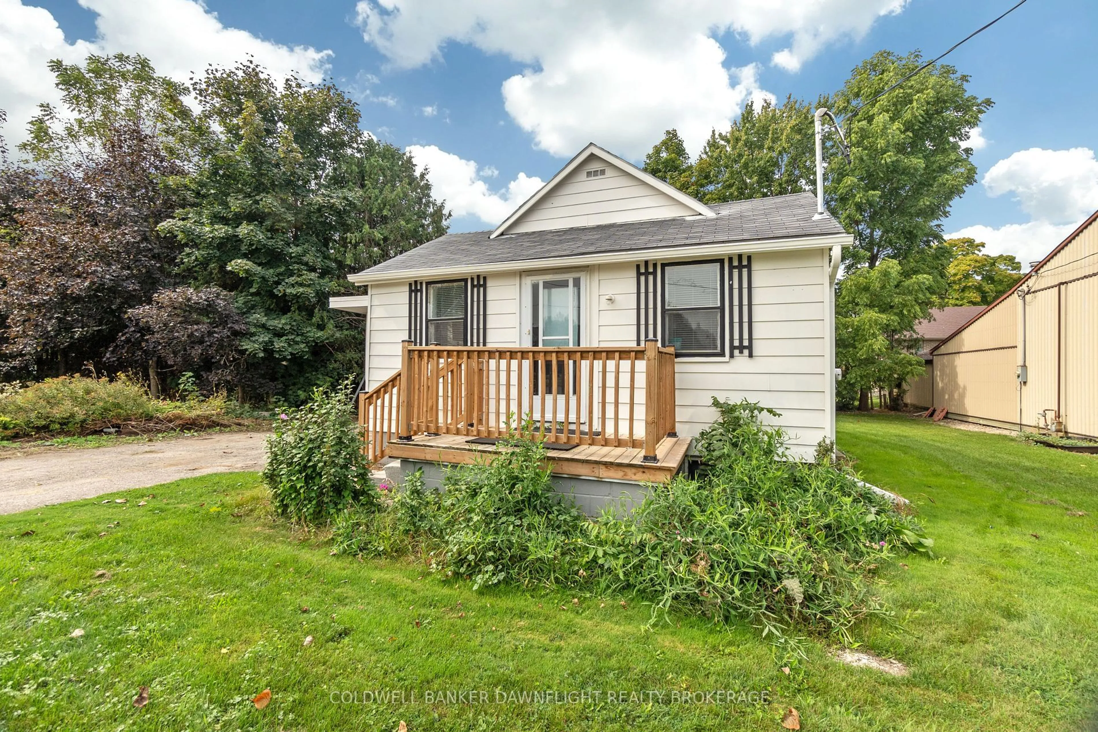 Unknown for 82 London Rd, Bluewater Ontario N0M 1X0