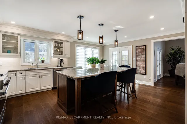 Additional property image - 148 Foxridge Dr