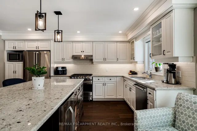 Additional property image - 148 Foxridge Dr