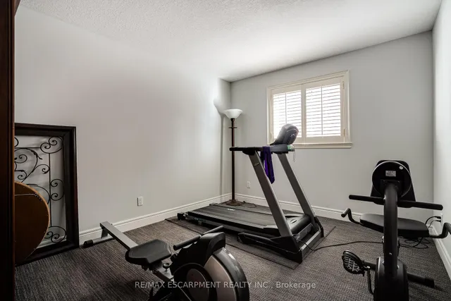 Additional property image - 148 Foxridge Dr