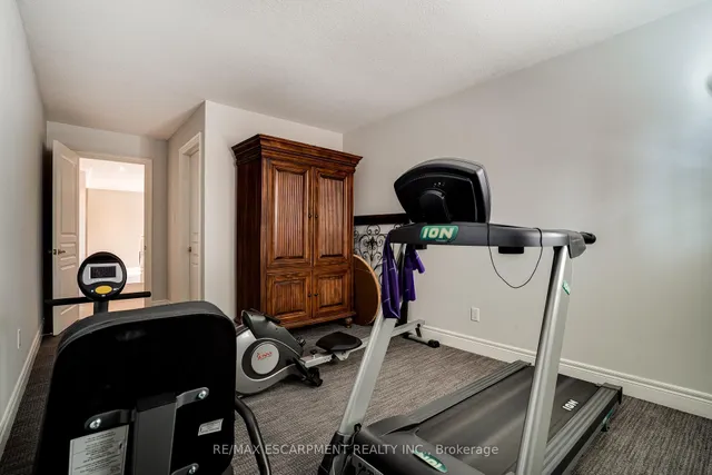 Additional property image - 148 Foxridge Dr