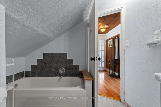 Additional property image - 45 EAST 13TH St