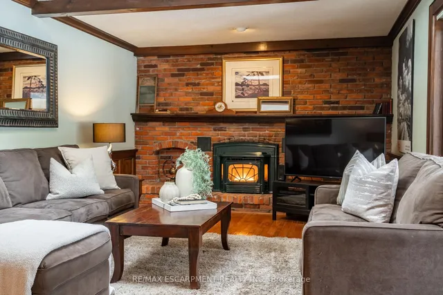 Additional property image - 1 Acredale Dr