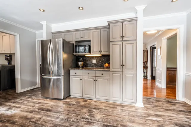 Additional property image - 1 Acredale Dr