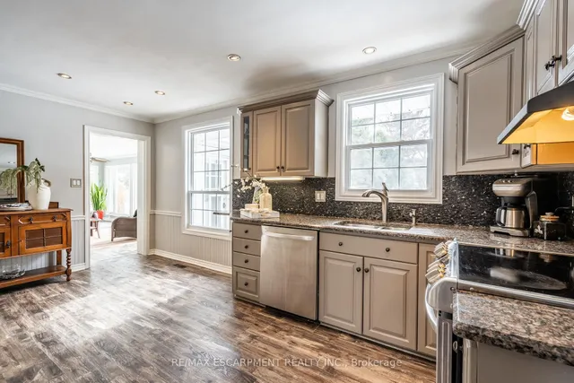 Additional property image - 1 Acredale Dr