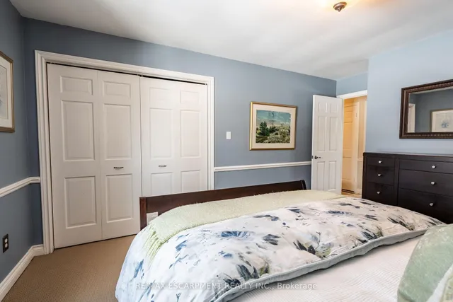 Additional property image - 1 Acredale Dr