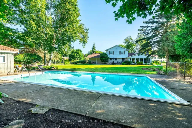 Additional property image - 1 Acredale Dr