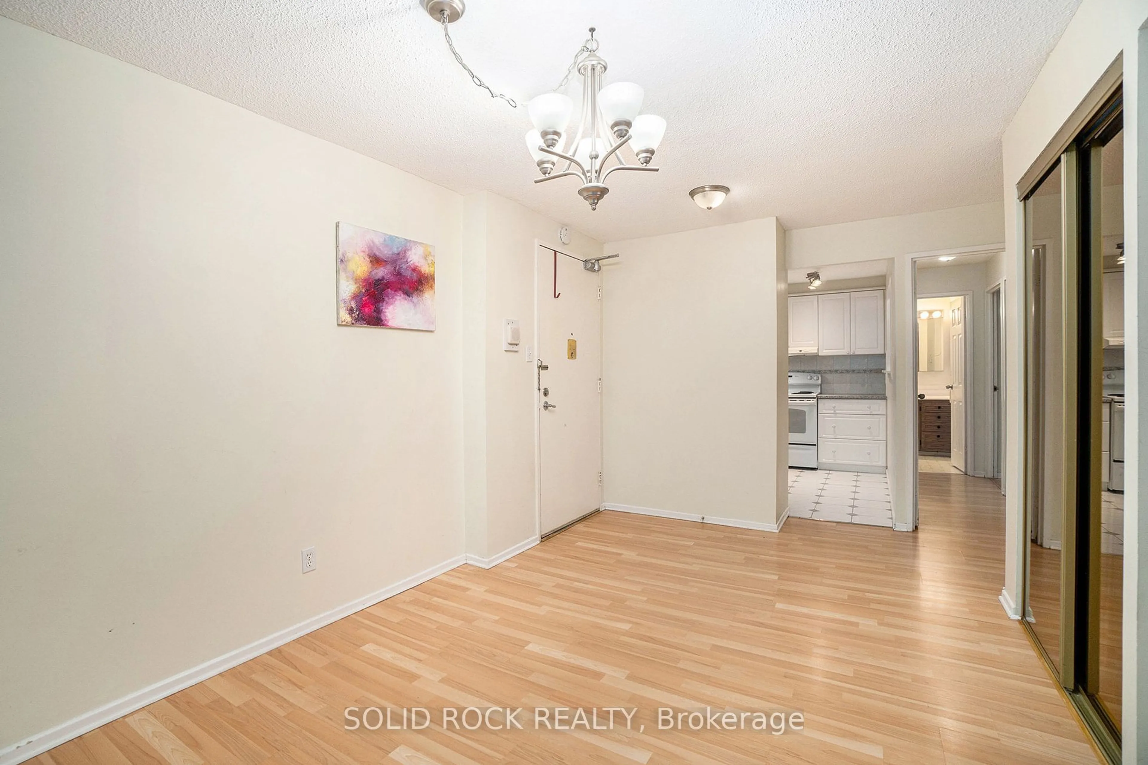 A pic of a room for 415 Greenview Ave #1201, Britannia - Lincoln Heights and Area Ontario K2B 8G5