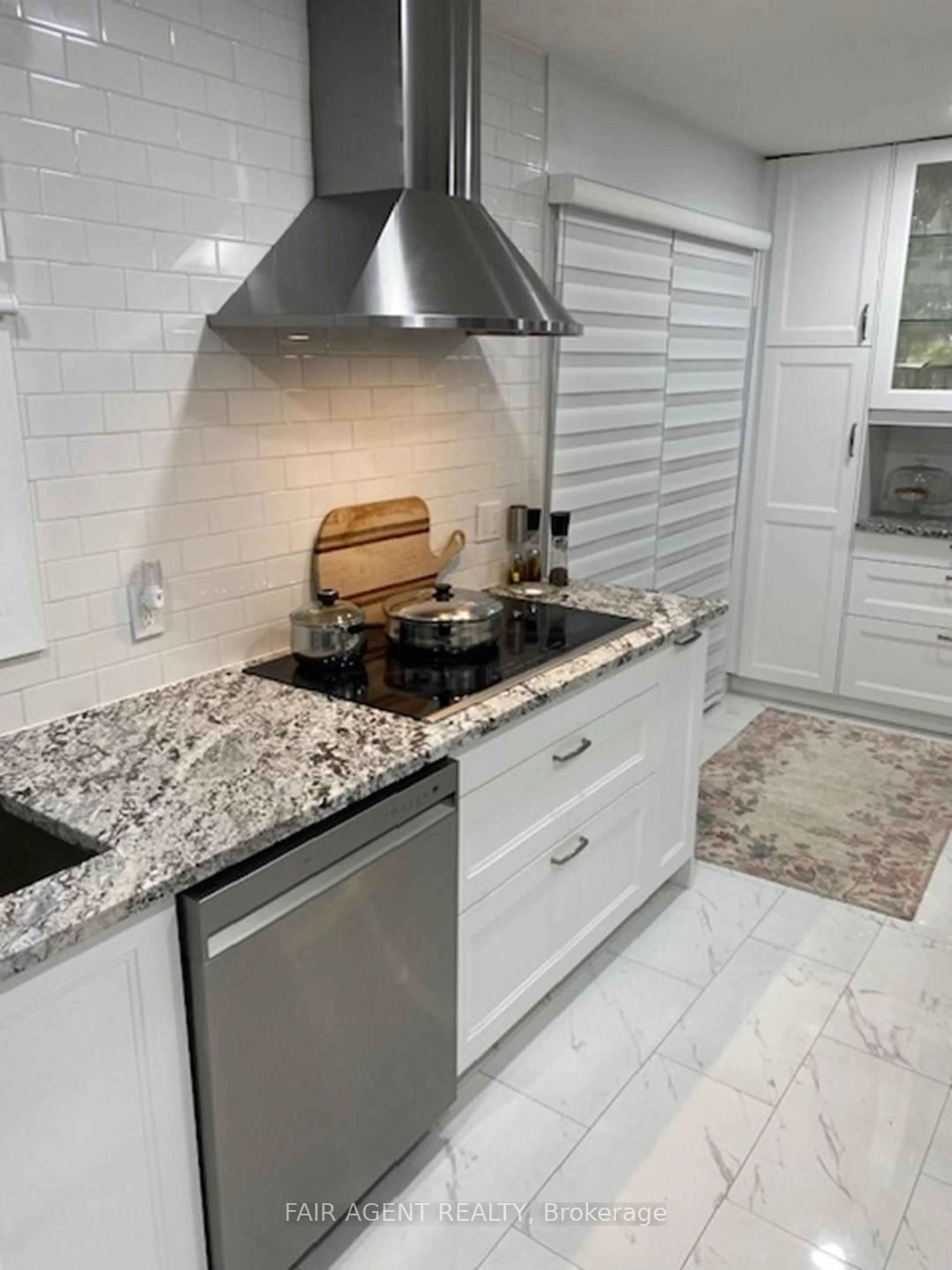 Contemporary kitchen, ceramic/tile floor for 98 Windward St, St. Catharines Ontario L2M 4C3