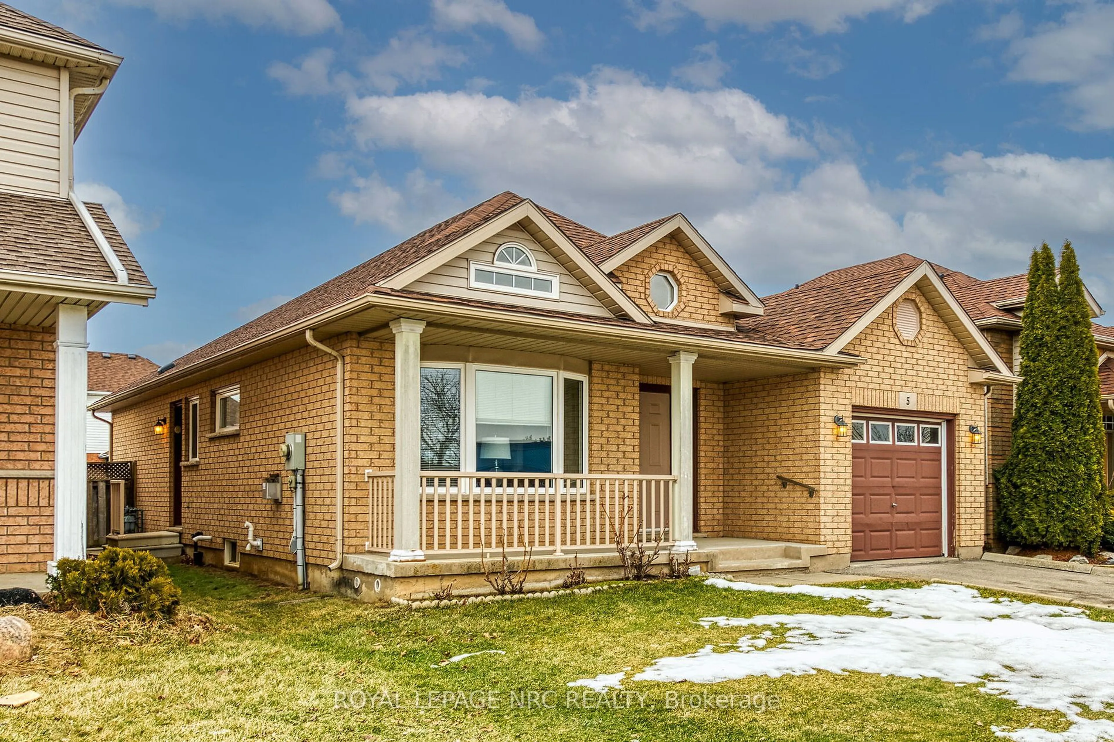 Home with brick exterior material, street for 5 Macturnbull Dr, St. Catharines Ontario L2S 3Y5