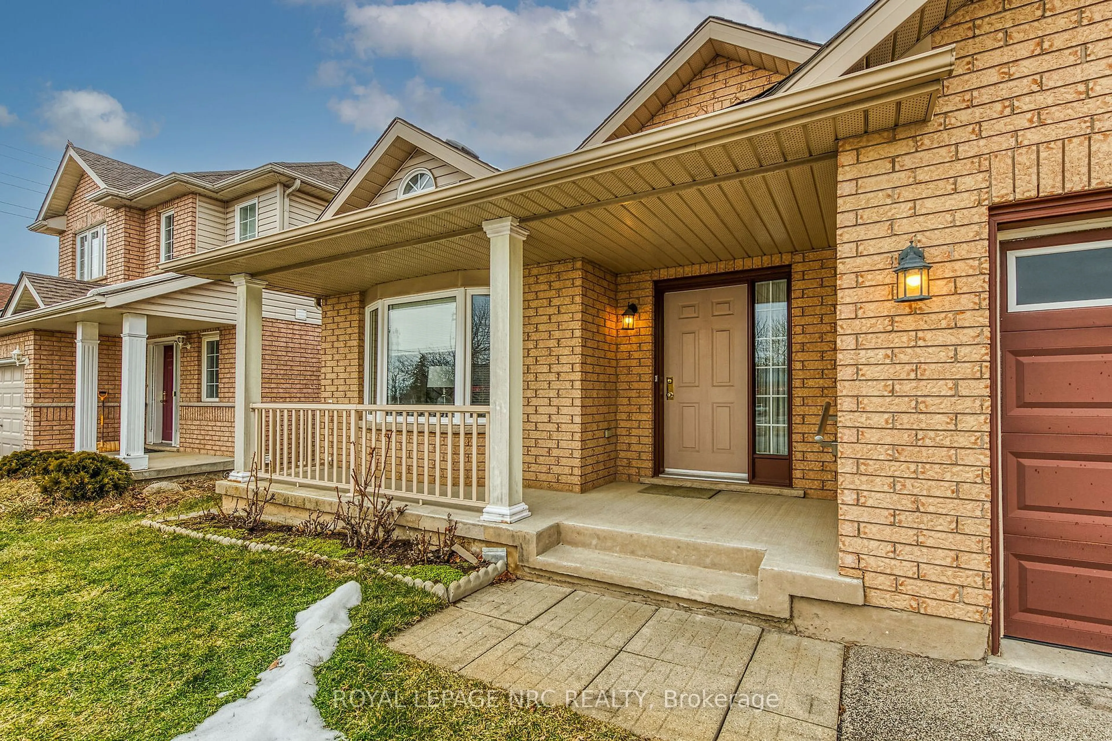 Home with brick exterior material, street for 5 Macturnbull Dr, St. Catharines Ontario L2S 3Y5