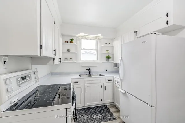 Additional property image - 14 WALKER Ave